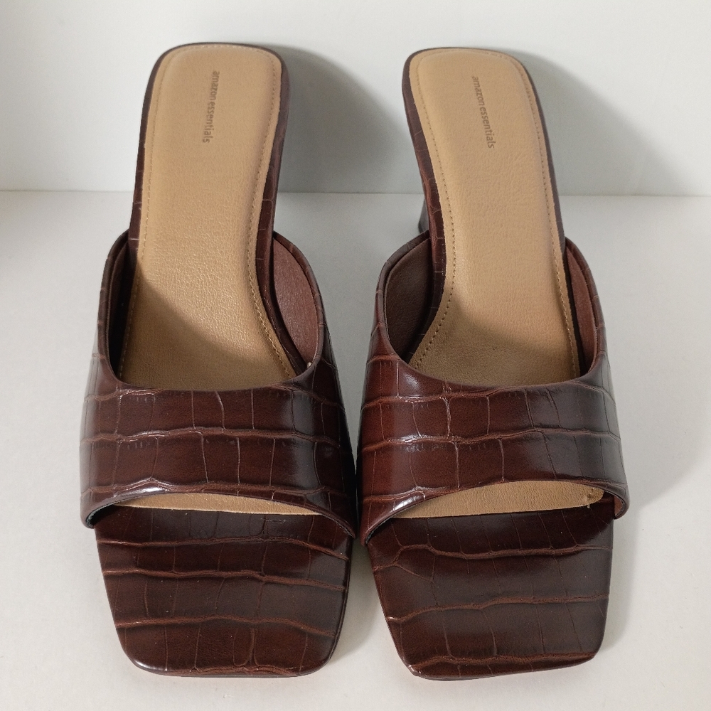 Women’s Brown Croc-Textured Wedge Mule - Picture 2 of 7